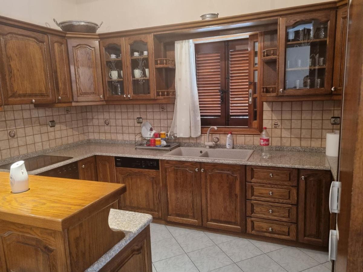 Apartment Theodoros Leonídion Dış mekan fotoğraf