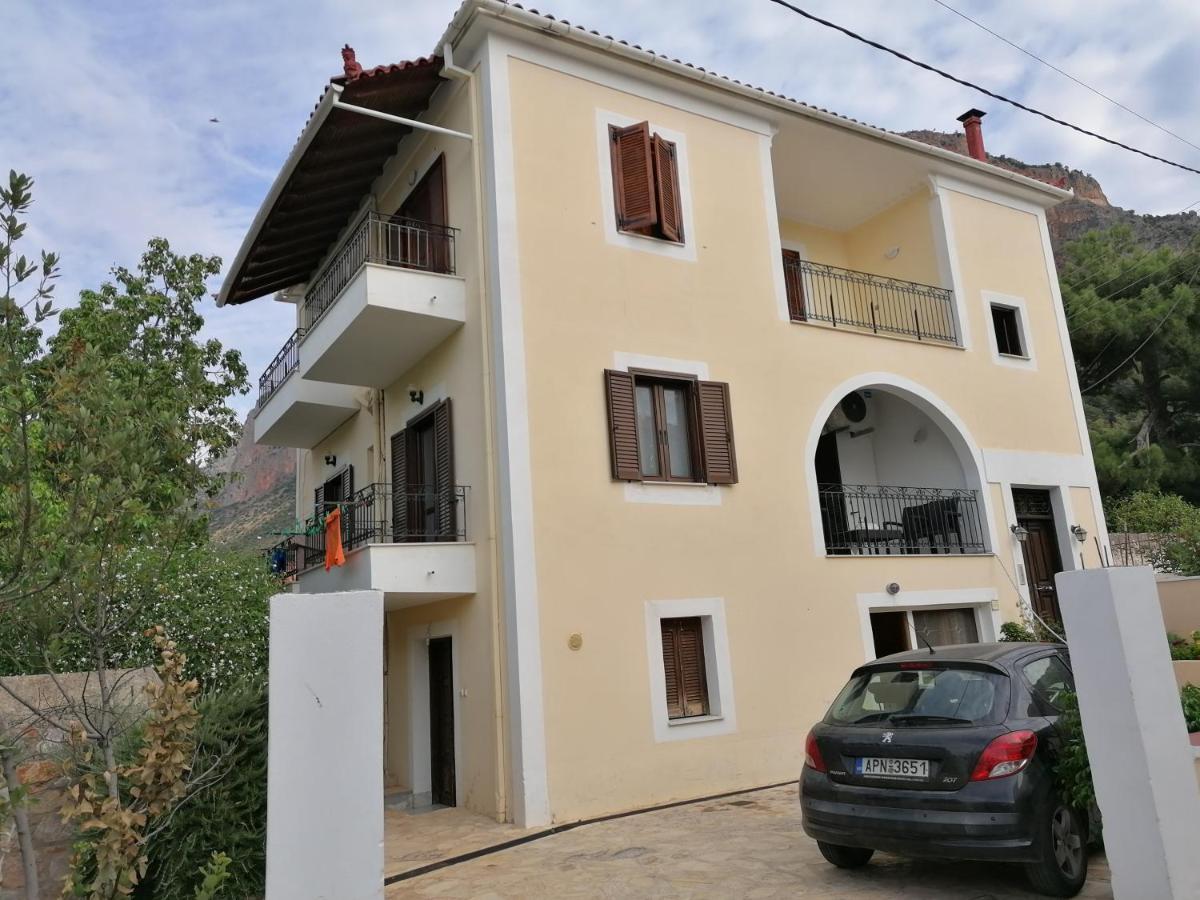 Apartment Theodoros Leonídion Dış mekan fotoğraf